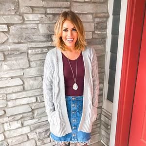 Meet your Posher, Elise